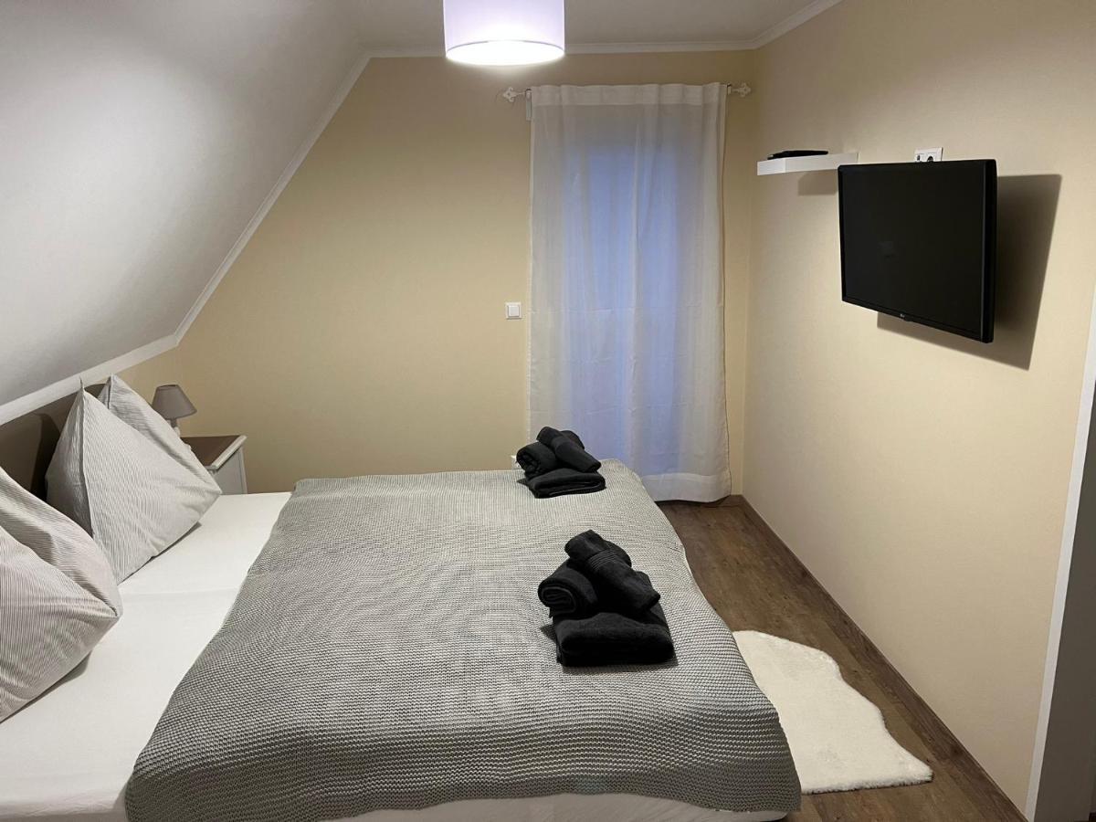 וולדן אם וורתרסי Gemuetliche Wohnung In Velden! מראה חיצוני תמונה